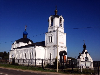 Храм Покрова Пресвятой Богородицы в селе Локотня