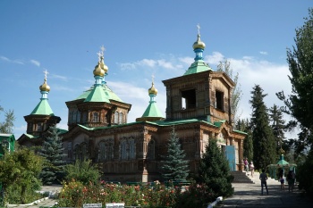 Свято-Троицкий собор в Караколе