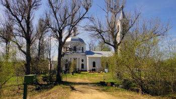 Храм Воскресения Христова в Понизовье