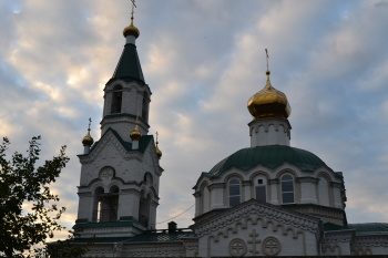 Храм во имя святого великомученика и целителя Пантелеимона в городе Воткинске
