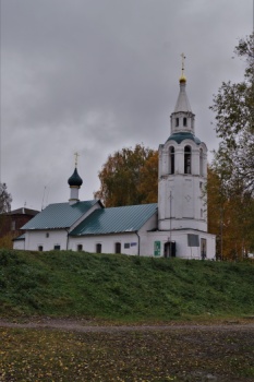 Храм Преподобных Зосимы и Савватия Соловецких в Тверицах