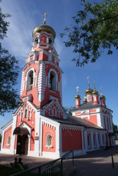 Храм Сретения Господня в Дмитрове