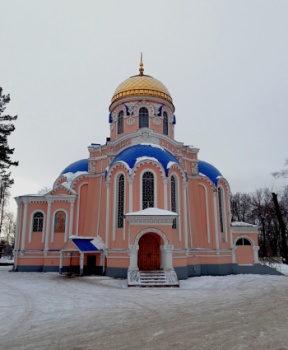 Храм Воскресения Христова в Ульяновске - зимняя фотография