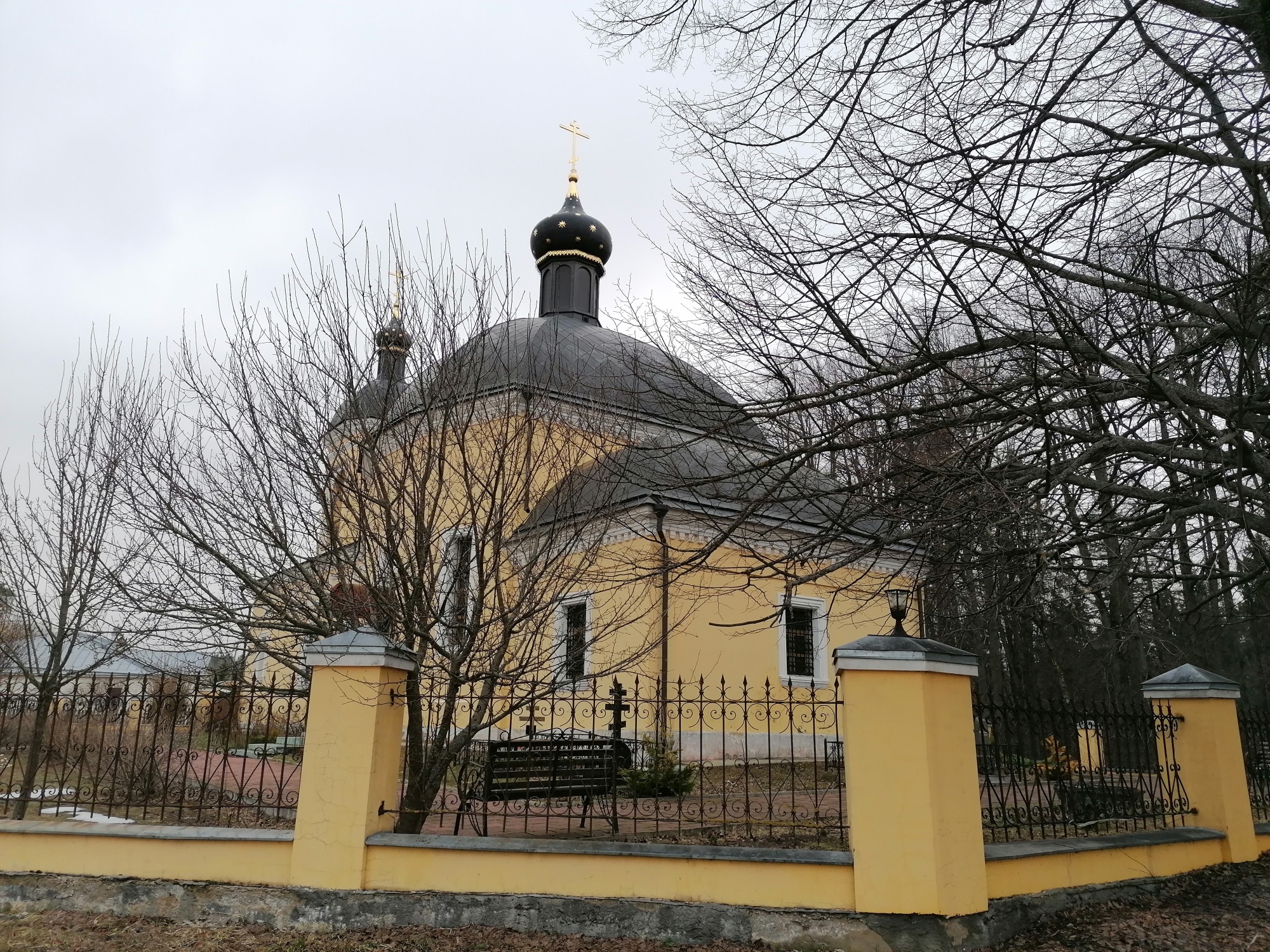 Храм Преображения Господня в погосте Старый Спас