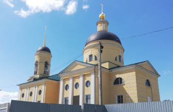 Храм иконы Божией Матери «Всех скорбящих Радость» в селе Шарапово