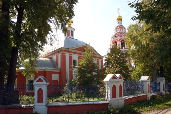 Храм Покрова Пресвятой Богородицы в деревне Алексино