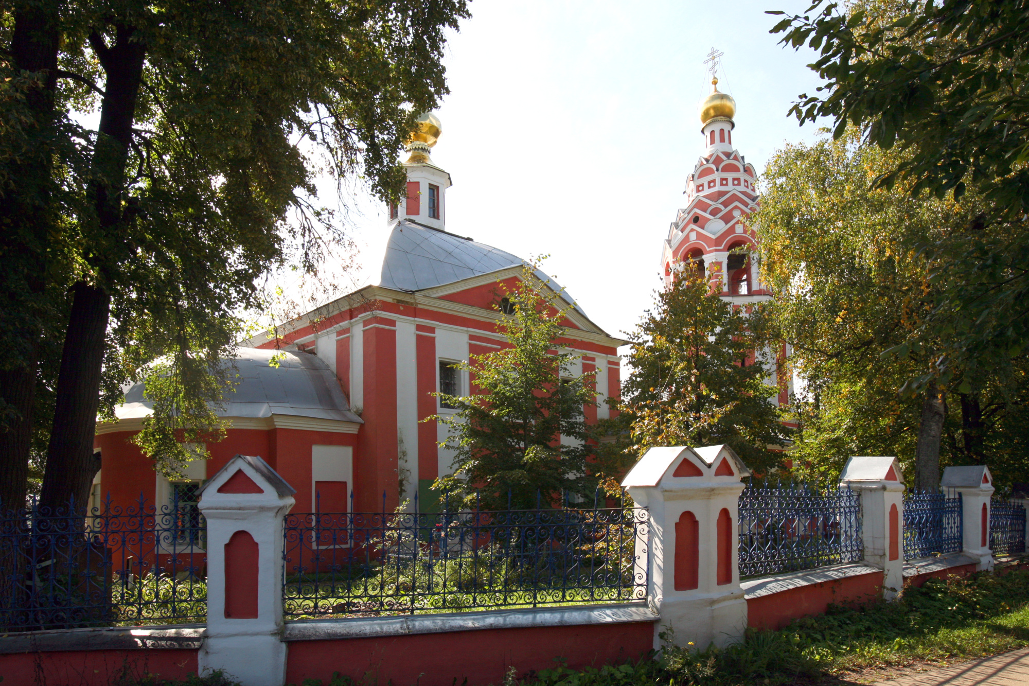 Храм Покрова Пресвятой Богородицы в деревне Алексино