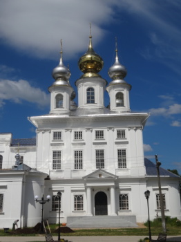 Воскресенский собор в городе Шуя