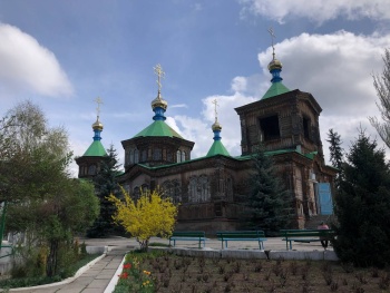 Свято-Троицкая православная церковь в городе Каракол