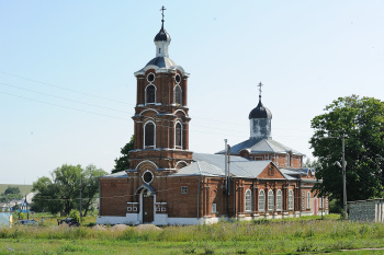 Храм Рождества Пресвятой Богородицы в селе Вослебово