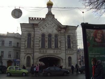 Знаменская башня с церковью Знамения Божией Матери в Ярославле