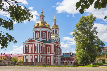 Спасский собор в городе Кирове: история и архитектура