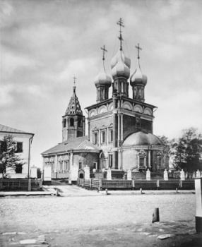 Храм Положения Ризы Господней на Донской улице в Москве