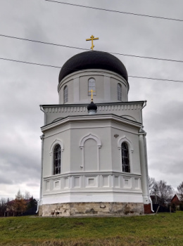 Храм Преображения Господня в селе Кадницы
