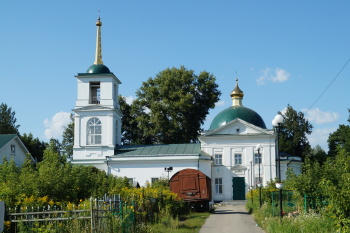 Храм великомученика Димитрия Солунского на Чулковском кладбище в Туле