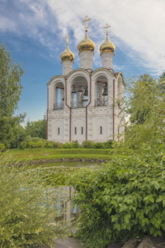 Колокольня Никольского монастыря в Переславле-Залесском