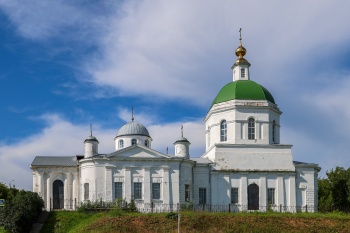 Храм Живоначальной Троицы в селе Шелокша