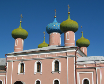 Спасо-Преображенский собор в Тихвине