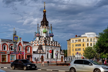Храм в честь иконы Божией Матери «Утоли моя печали» в Саратове
