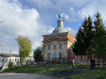 Церковь Воскресения Христова в Венёве