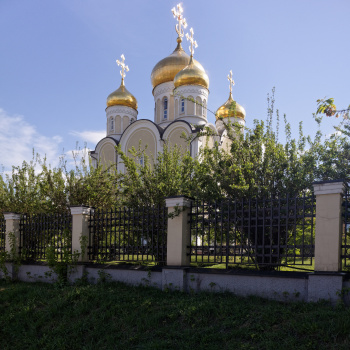 Храм Святителя Спиридона Тримифунтского в Нагатинском Затоне