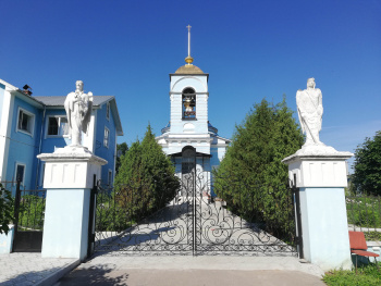 Храм Владимирской иконы Божией Матери в селе Дубна