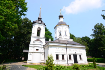 Храм Рождества Пресвятой Богородицы в селе Васькино