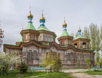 Свято-Троицкая православная церковь в Караколе
