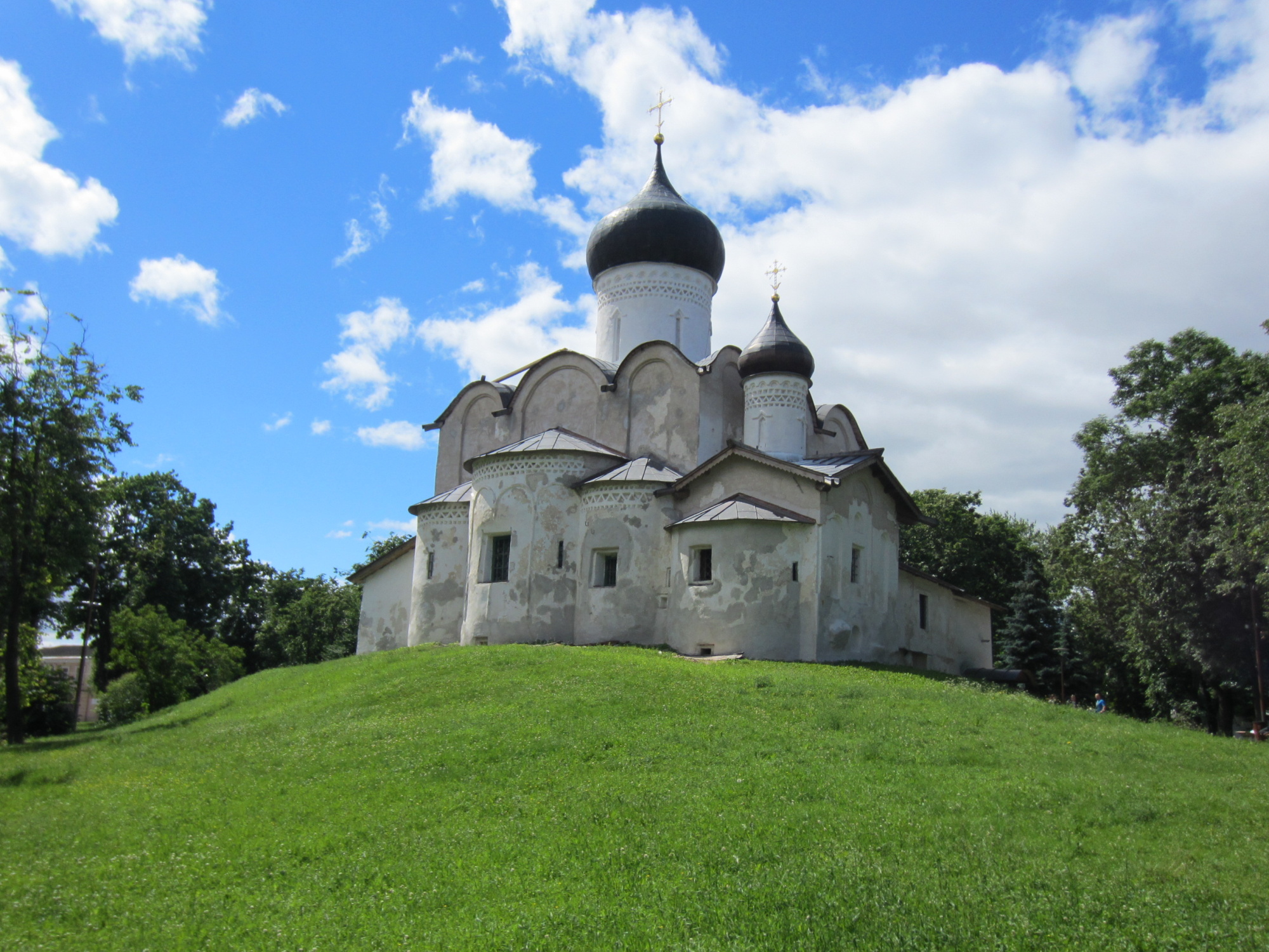 Церковь Василия на Горке в Пскове
