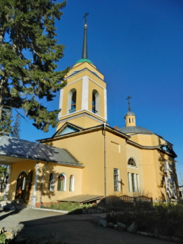 Храм Покрова Пресвятой Богородицы в селе Горный Щит
