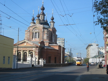 Храм Покрова Пресвятой Богородицы в Красном Селе - архитектурная доминанта