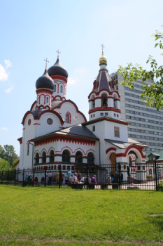 Храм Живоначальной Троицы в Старых Черемушках