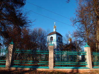 Храм Успения Пресвятой Богородицы в деревне Обухово