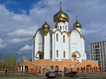 Кафедральный собор в честь Казанской иконы Божией Матери в Альметьевске