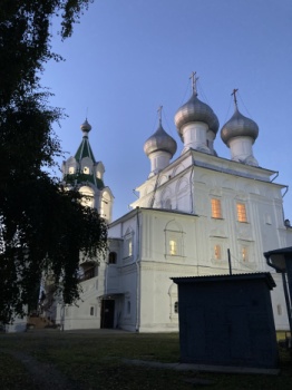 Храм святых равноапостольных Константина и Елены в Вологде