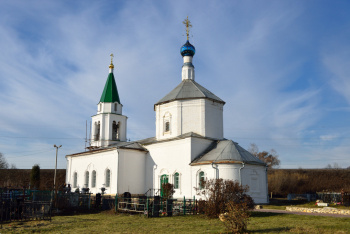 Храм Преображения Господня в селе Верзилово